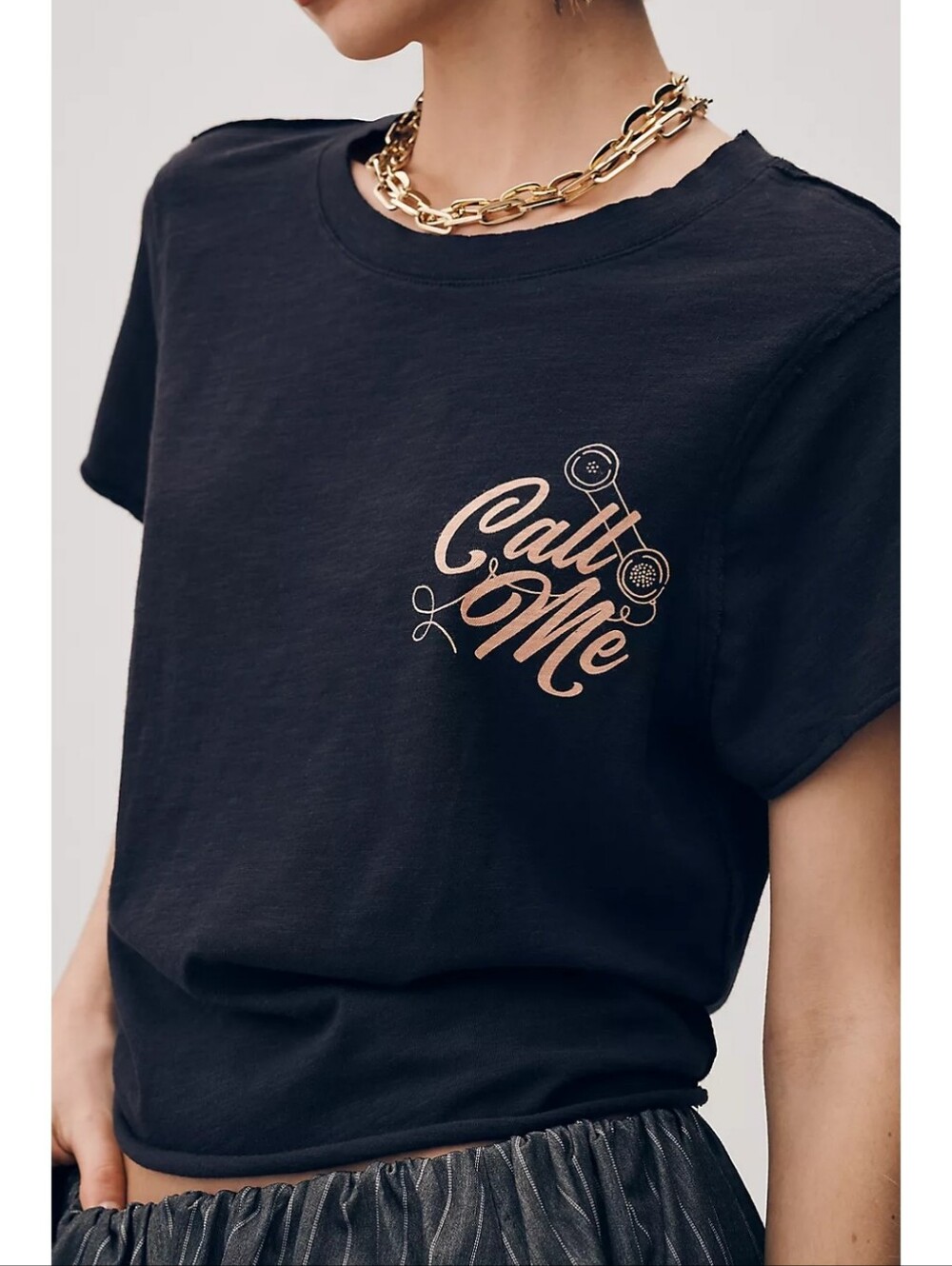 𝗔𝗻𝘁𝗵𝗿𝗼𝗽𝗼𝗹𝗼𝗴𝗶𝗲 NEW! Maeve Caitlin "Call Me" Boxy Tee in Black